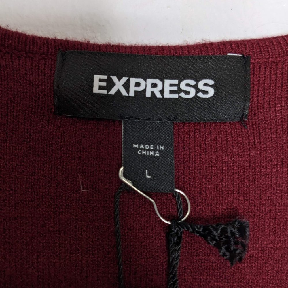 Express Burgundy Double Breasted Cardigan Long Sleeve V-Neck Size L NWT - Picture 2 of 7